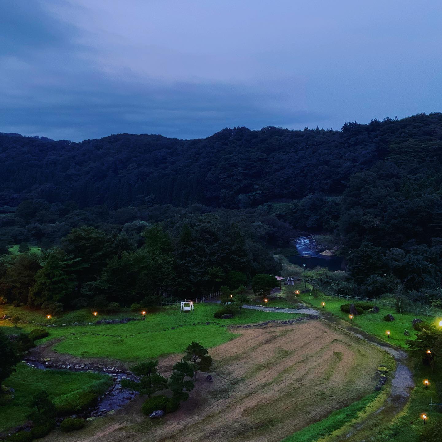 本日の夕暮れ。