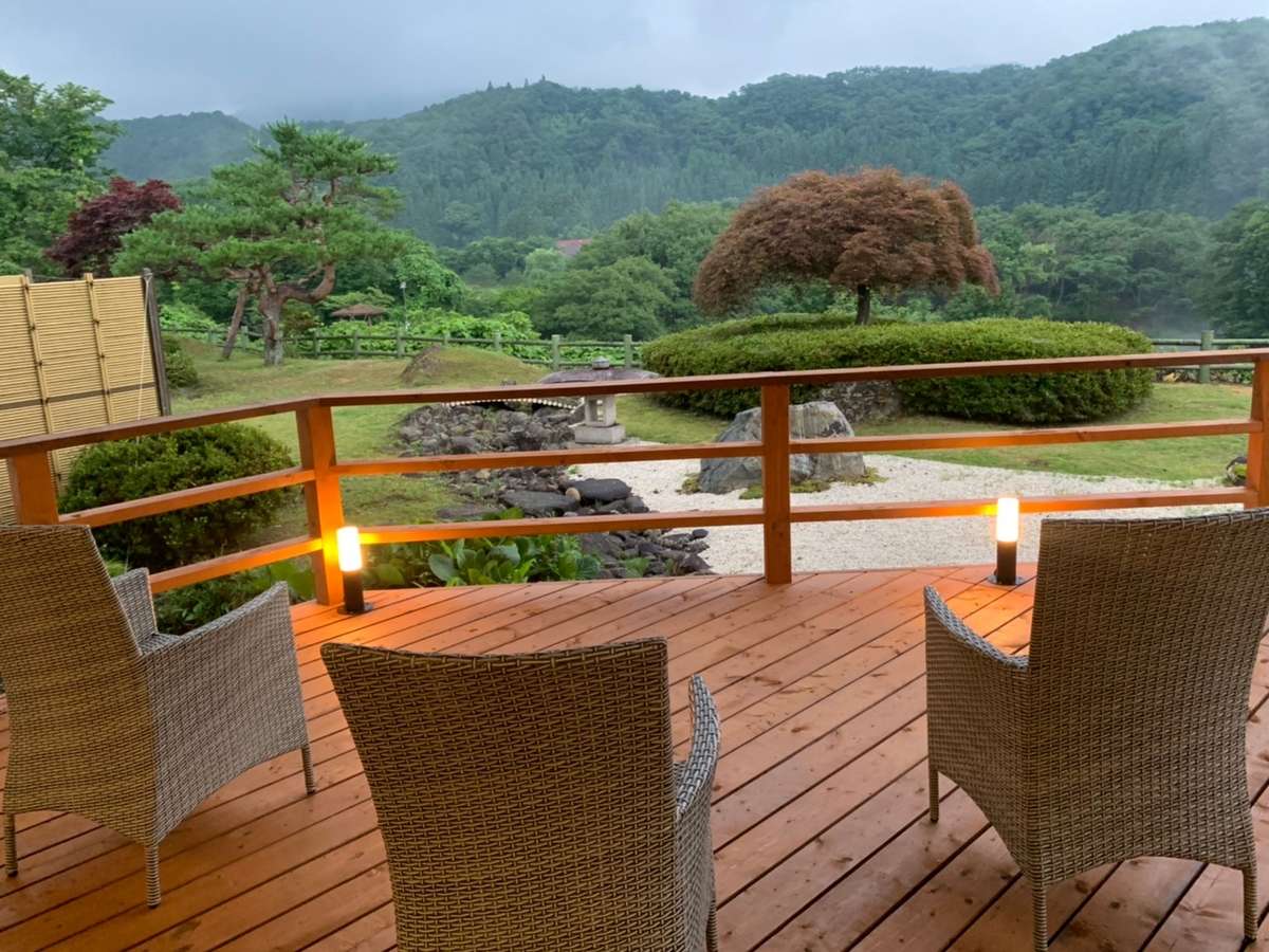 2022プロが選ぶ日本の旅館・ホテル100選に選ばれました！